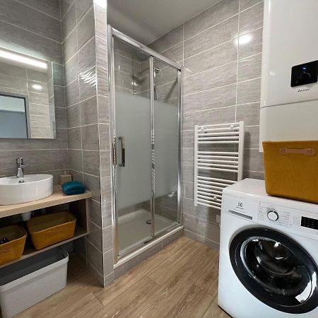 בריב-לה-גייארד Charmant Appartement T2 Cosy Climatise מראה חיצוני תמונה